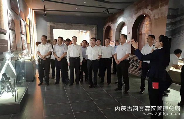 94138ee8040a5b3afc0a463a746e266_副本.jpg