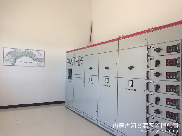 皂沙新站配电柜影像.jpg