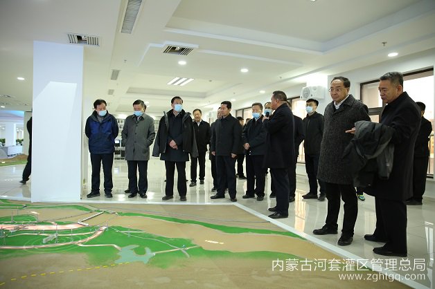 河灌总局副局长徐宏伟介绍灌区信息化建设工作.jpg