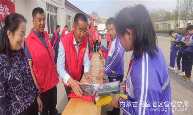 04793c7f28a0f2c6281f3534021d525_副本.jpg