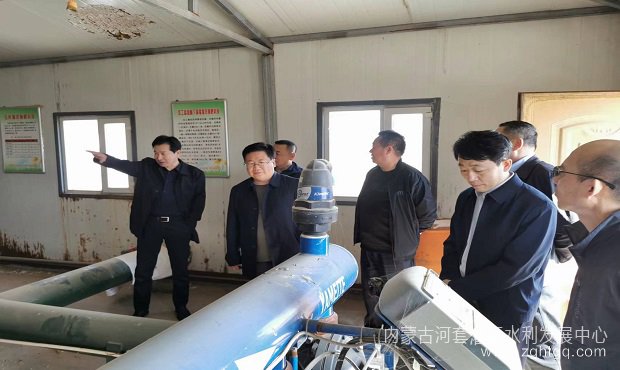 查看引黄滴灌设施建设.jpg