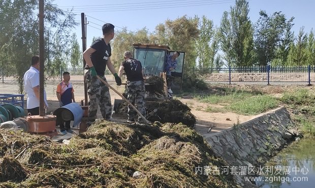 光林拦污栅清理.jpg