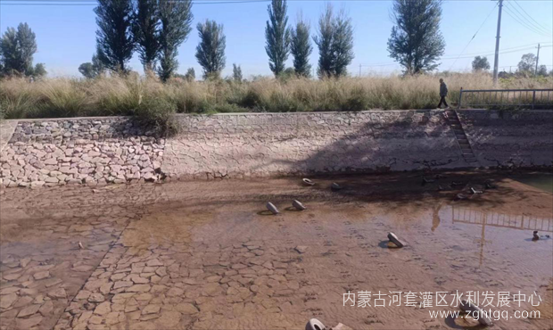 49c01a228c664d8dd6865cc7cc22040_副本.png