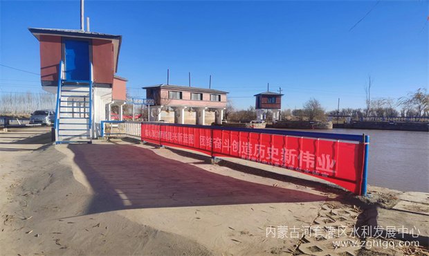 ec2b3da49013367b1fa736136848ac5_副本.jpg