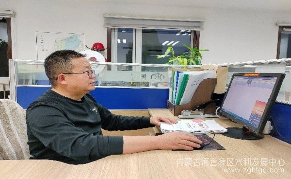 雷建兵工作照.jpg