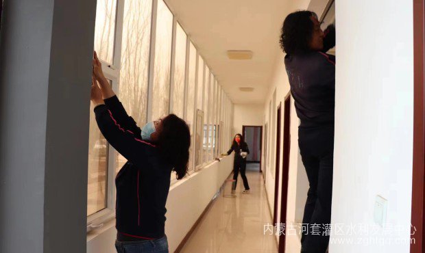 沙壕渠劳动2.jpg