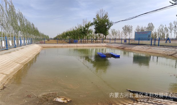 7b7a1c8bdb4e7df3fbcf2626e09b302_副本.jpg