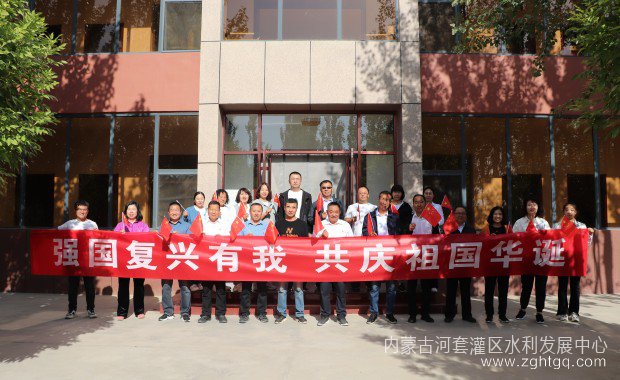 dbdeafed007e4cd5794fb1533f87e35.jpg