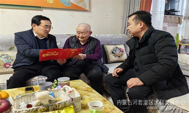 058cb63b810bd8618f0d772ef91e8cf_副本.jpg