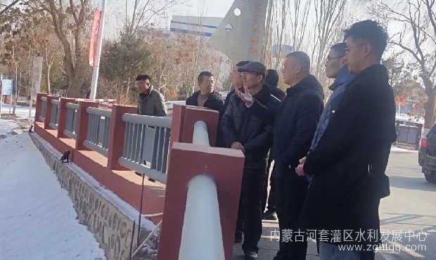 裴文武一行深入总干渠分中心检查分凌补水工作