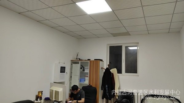 9ec5ca8a9a676e49f04b01b583f3bec.jpg