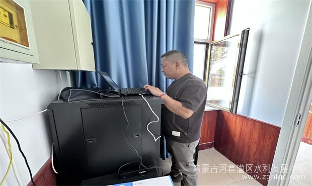 信息科04.jpg