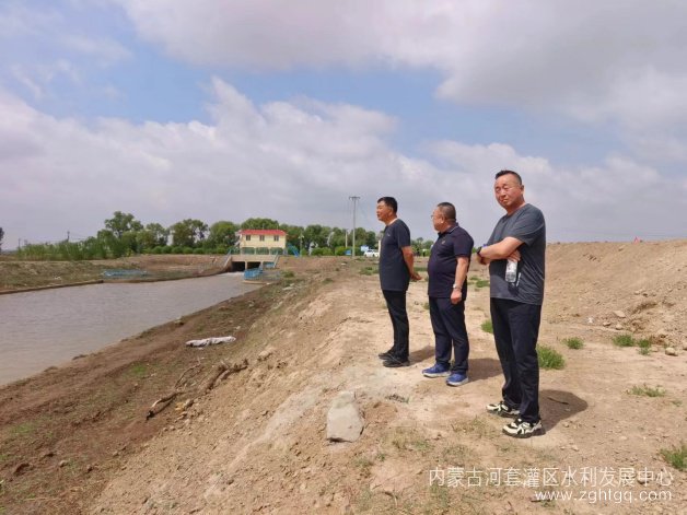 王力平深入义和渠供水所调研汛期安全运
