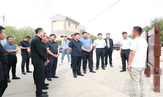 李根东到解放闸灌域调研指导重点工作