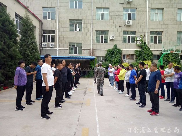 乌拉特灌域管理局七一前夕组织庆祝建党98周年暨局属各支部拓展活动