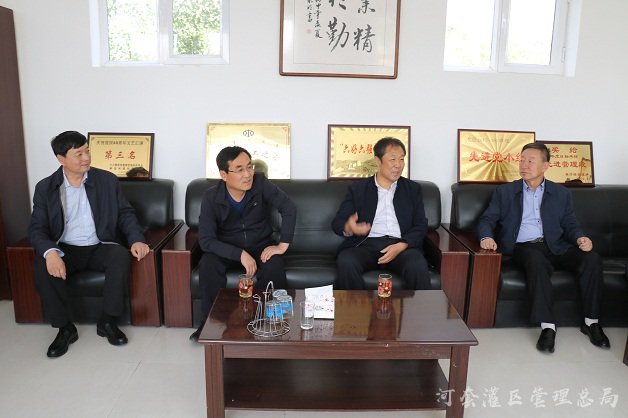 河灌总局党委书记郭玉根深入解放闸灌域调研指导秋浇工作