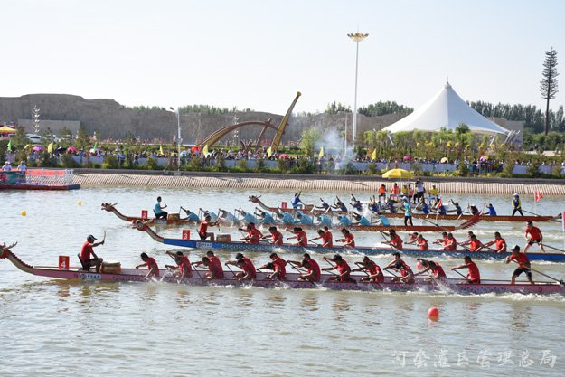 2015年中国龙舟公开赛（巴彦淖尔站）内蒙古河神龙舟代表队摘得6项桂冠