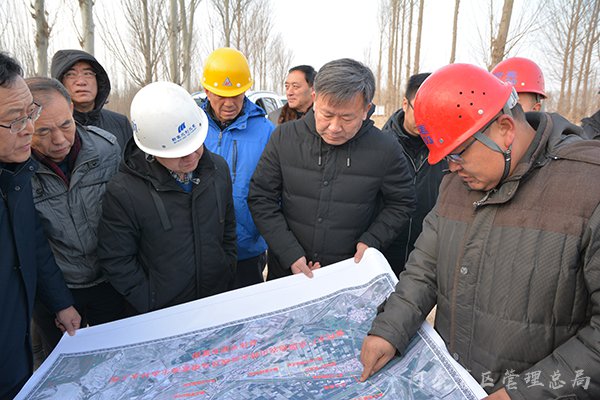河灌总局开展乌梁素海综合治理工程现场调研