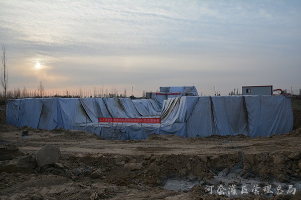 河灌总局开展乌梁素海综合治理工程现场调研