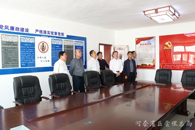 河灌总局党委书记郭玉根一行深入解放闸灌域管理局调研指导工作