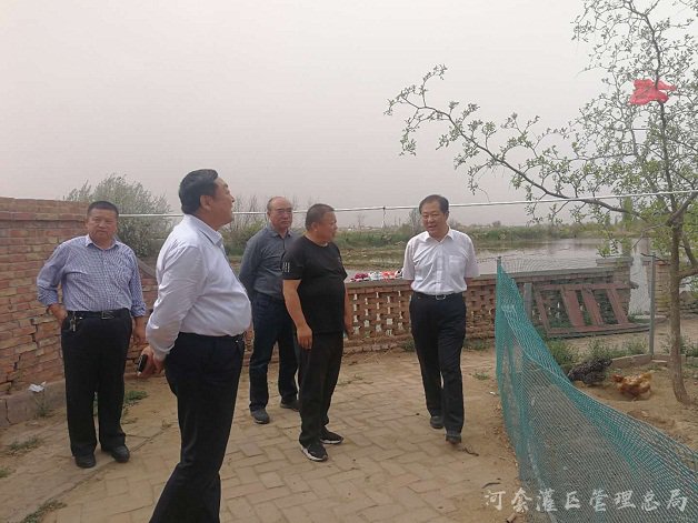河灌总局党委书记郭玉根一行深入乌兰布和灌域调研督导工作